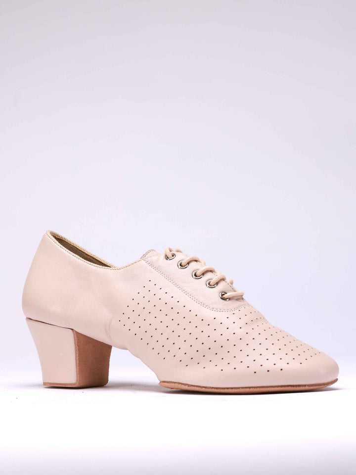 Chaussures de danse latine pour danseuses professionnelles, modèle Inna, particulièrement adaptées aux enseignantes, talon plat de 4,5 cm, laçage frontal, couleur nue rosé