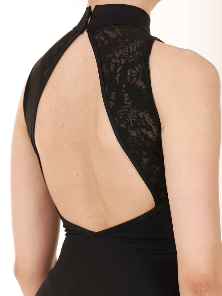 Justaucorps de ballet pour femme, haut col en dentelle et dos nu, couleur noir, élégant et raffiné pour la danse classique - gros plan de la vue arrière