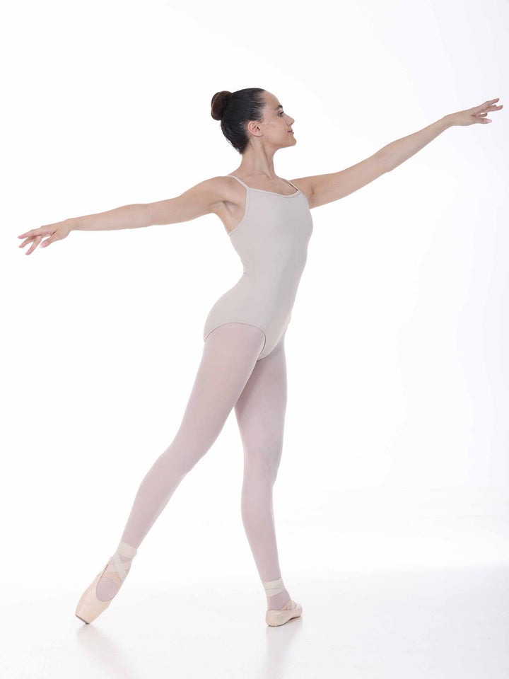 Justaucorps pour femme à bretelles ajustables pour ballet, beige, avec dos légèrement incurvé pour une touche élégante. Doté de bretelles réglables et d&