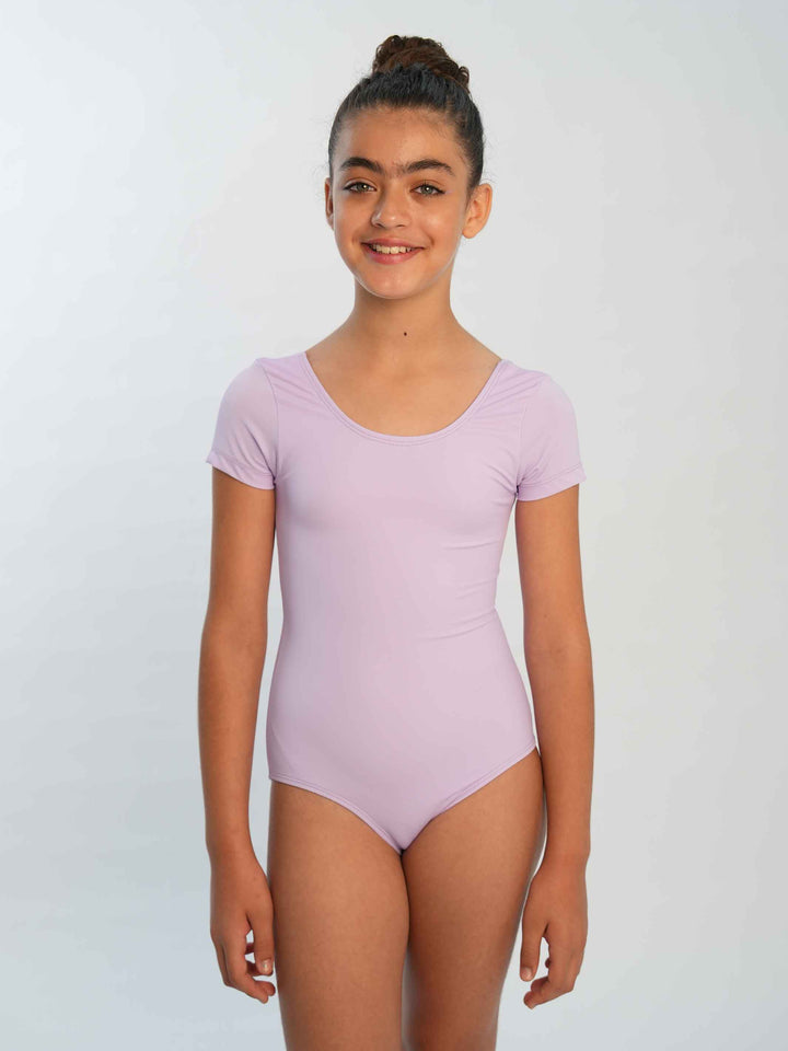 Justaucorps de ballet à manches courtes pour fille, style classique et sobre, encolure arrondie et dos dégagé, parfait pour les cours quotidiens de ballet et les performances, couleur lilac