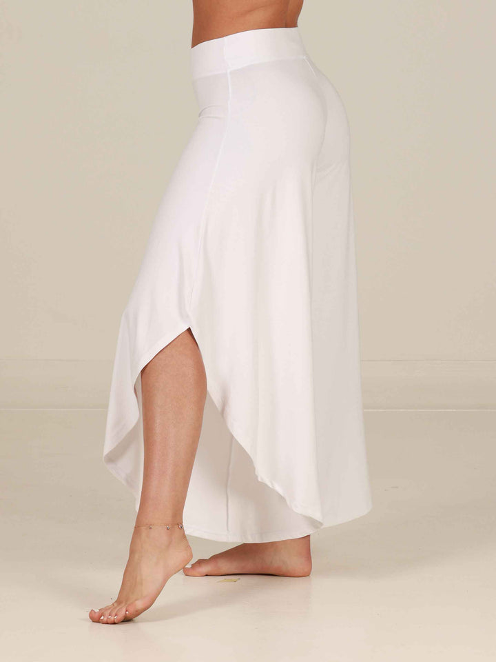 Pantalon flouncy pour danse jazz, danse contemporaine et spectacles pour femme, coupe large et évasée, taille haute pour un ajustement flatteur et sécurisé, couleur blanc -vue de côté